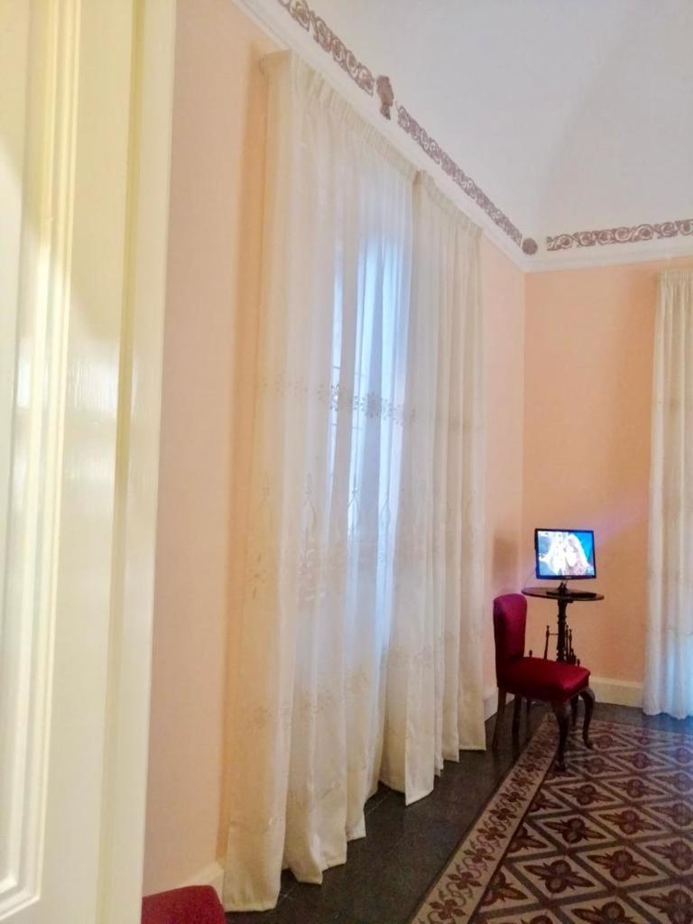 Casa Vacanze Miriam Randazzo Exteriör bild